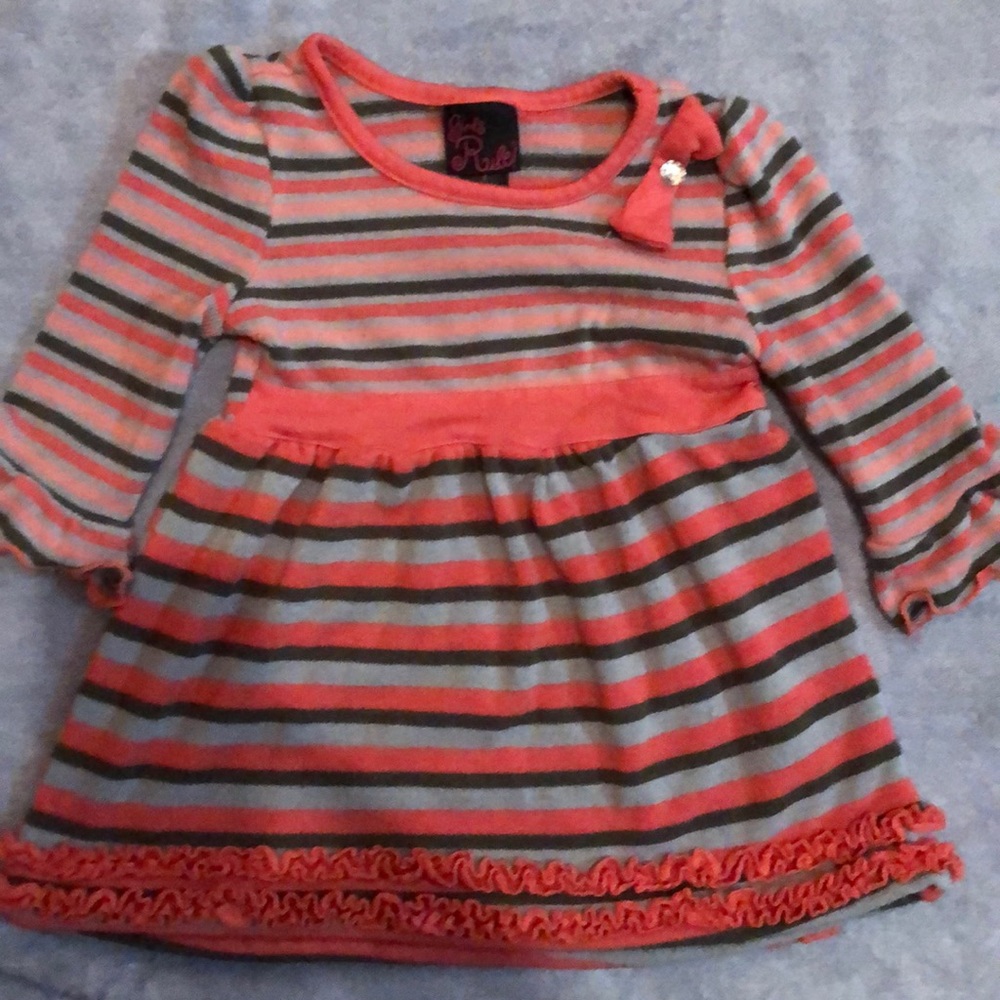 Long sleeve dress with ruffle trim